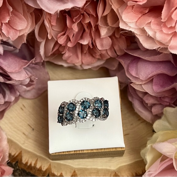 Stunning 3.77 Carat London Blue Topaz Ring with White Topaz Accents - Picture 9 of 17